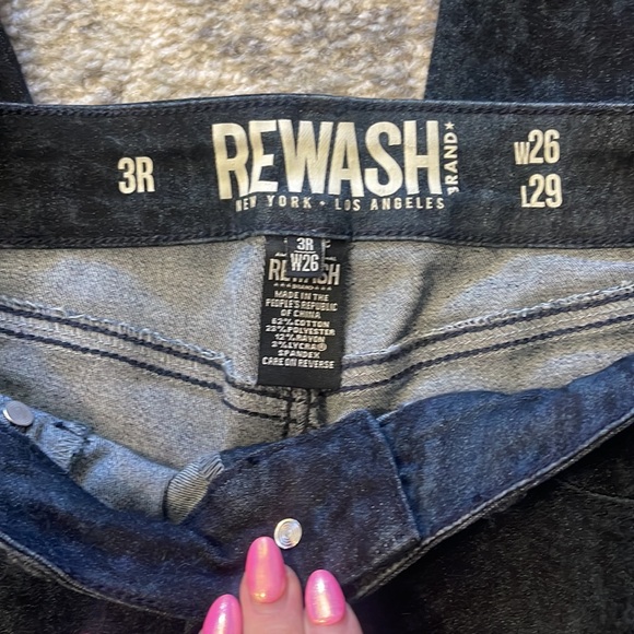 High Rise Snakeskin Print Skinny Jeans - Picture 5 of 5